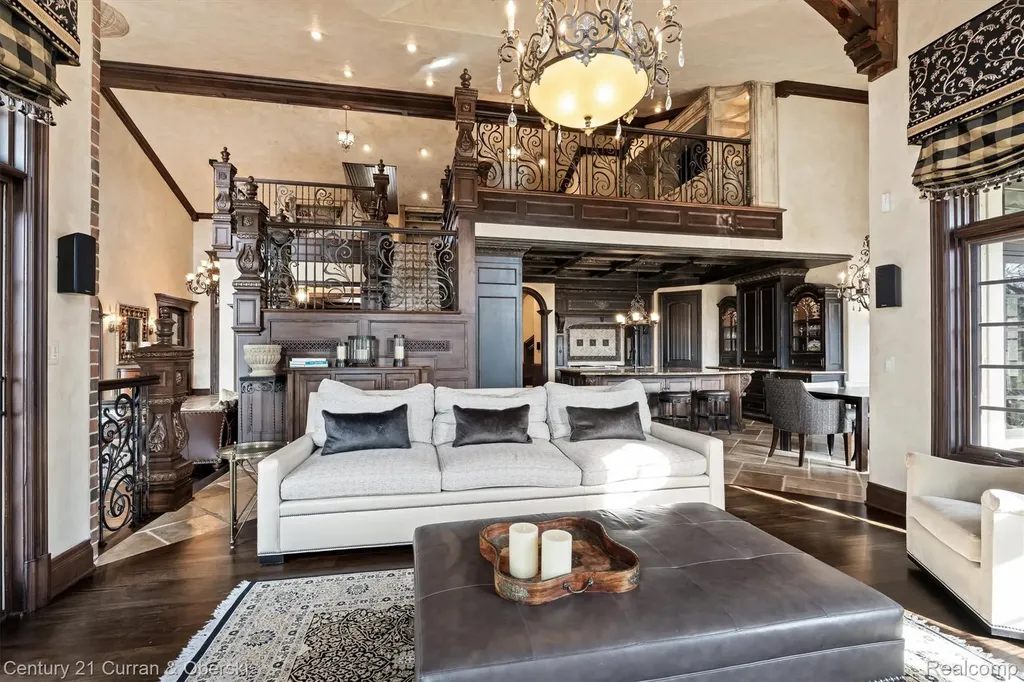 18939 Bella Vista Court Northville City MI 48168