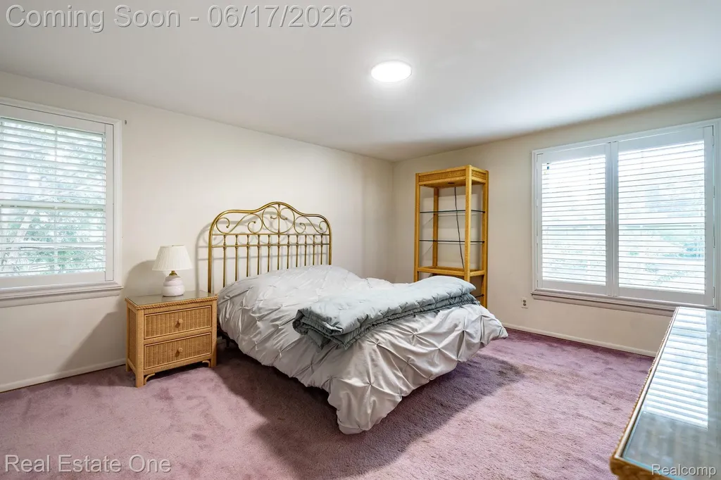 1632 Spotswood Drive Bloomfield Hills City MI 48302