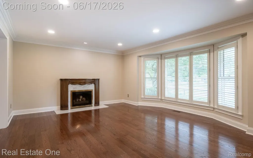 1632 Spotswood Drive Bloomfield Hills City MI 48302
