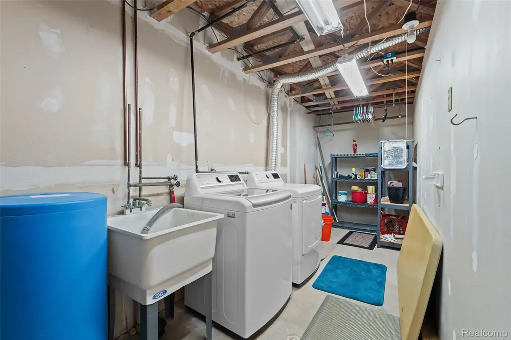 62072 Yorktown - Unit 4 South Lyon City MI 48178