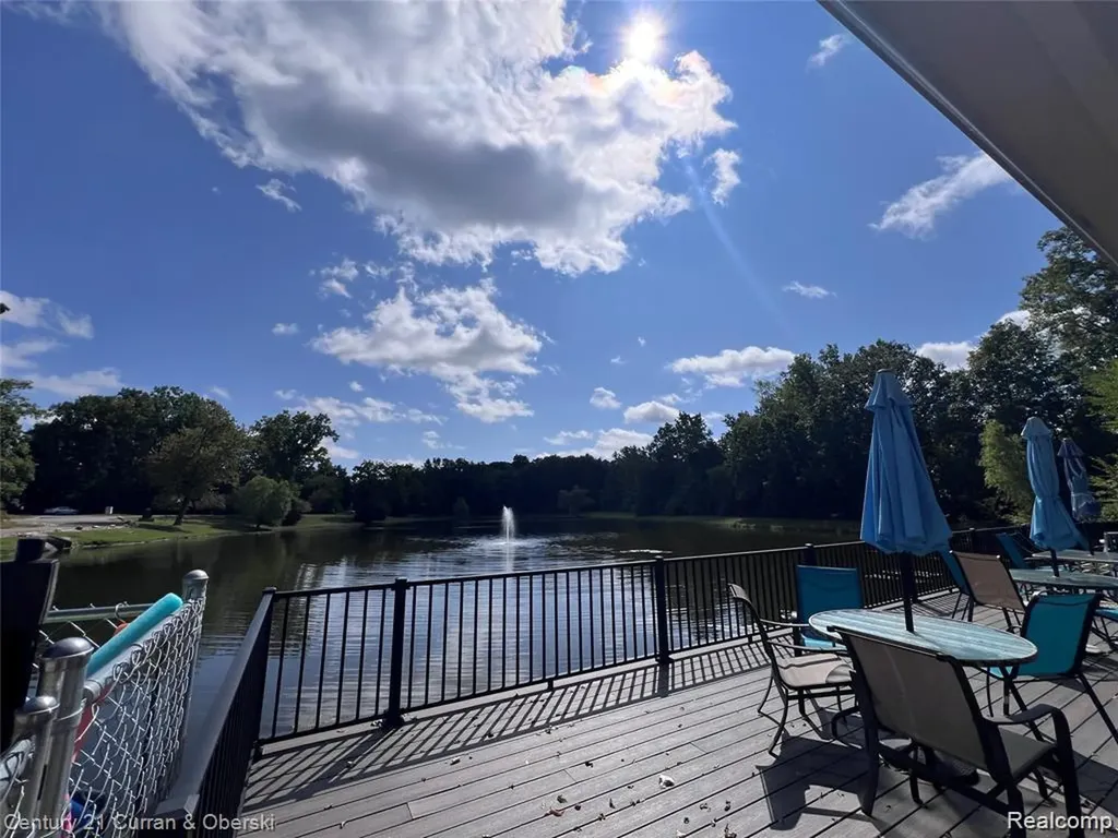62072 Yorktown - Unit 4 South Lyon City MI 48178