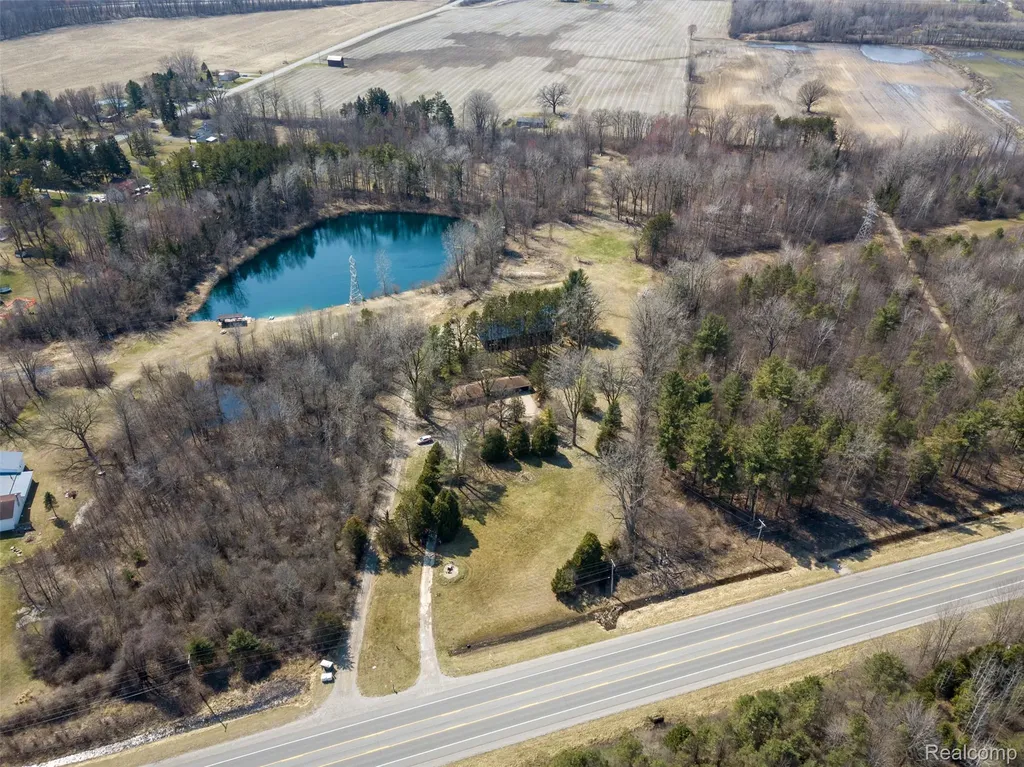 8780 Dixie Highway Birch Run Township MI 48415