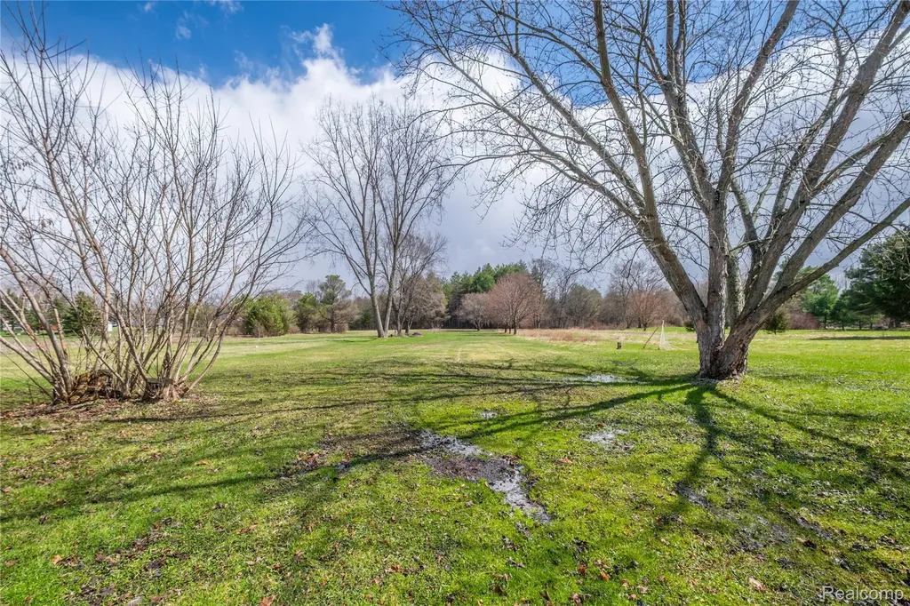 3253 S Vassar Road Davison Township MI 48423