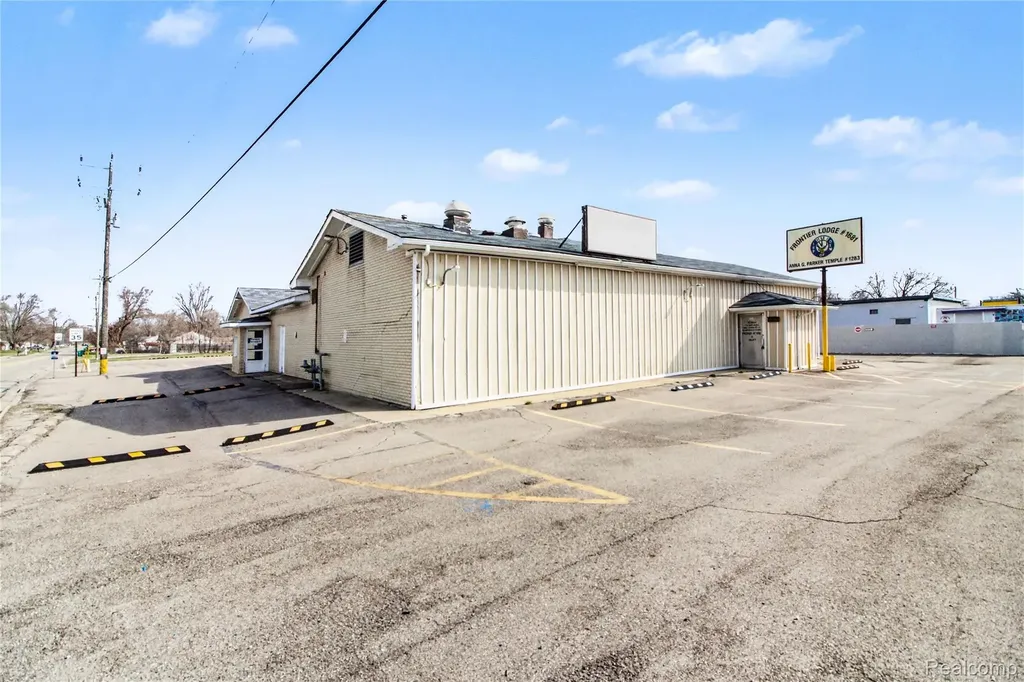 1405 Ecorse Road York Charter Township MI 48198