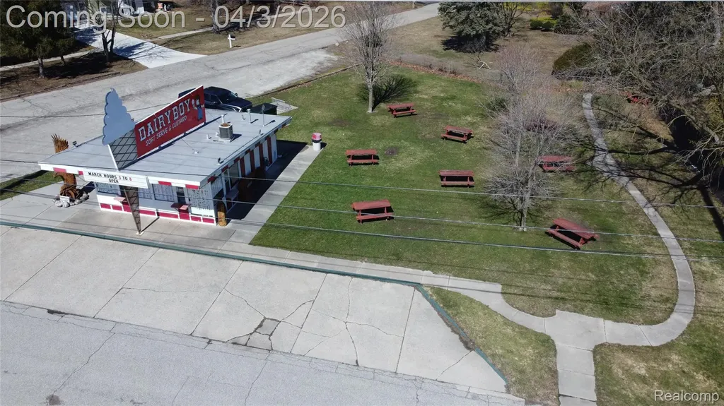 1826 Gratiot Boulevard Marysville City MI 48040