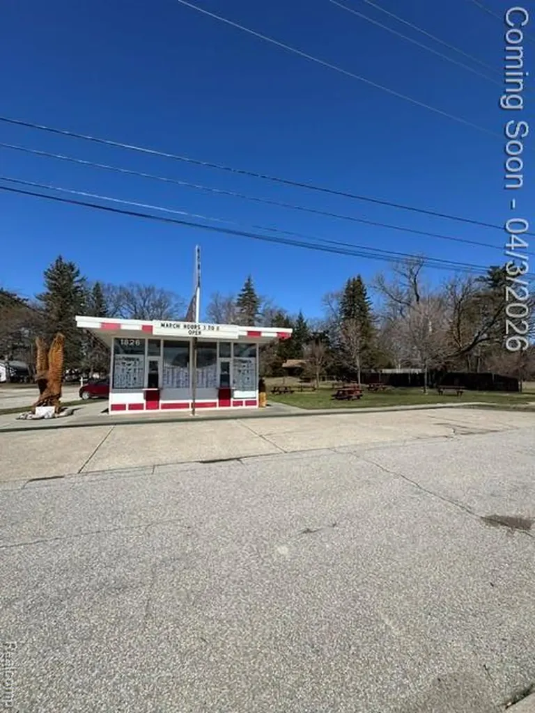 1826 Gratiot Boulevard Marysville City MI 48040