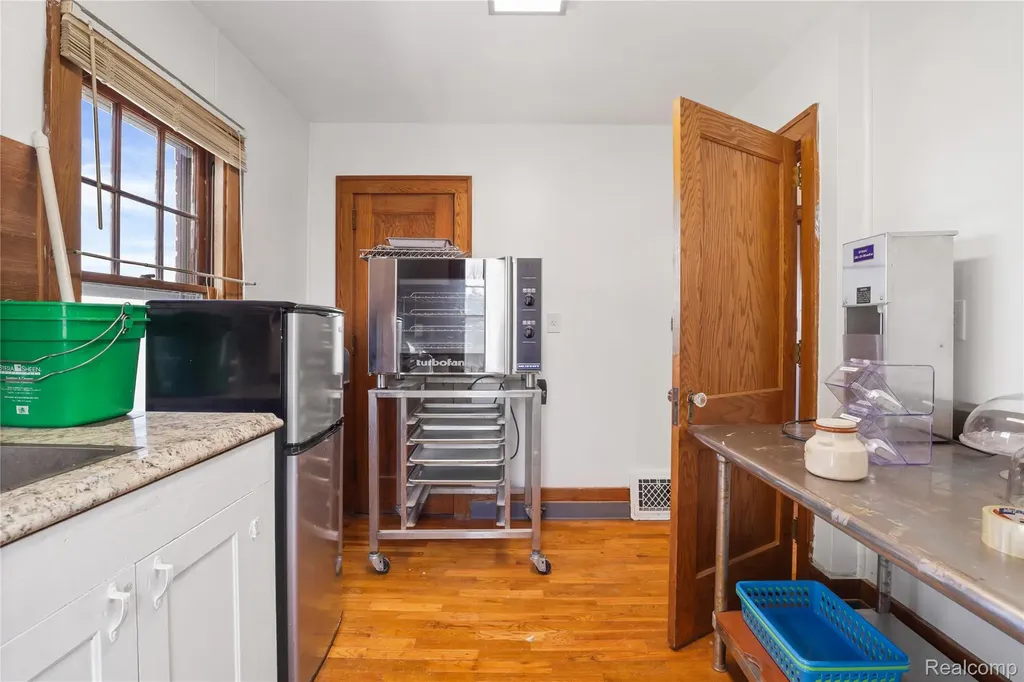 2250 E Main Corunna City MI 48867