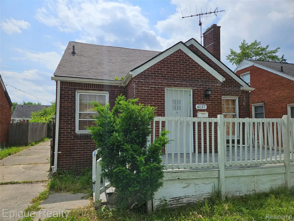 6137 Radnor Street Detroit City MI 48224