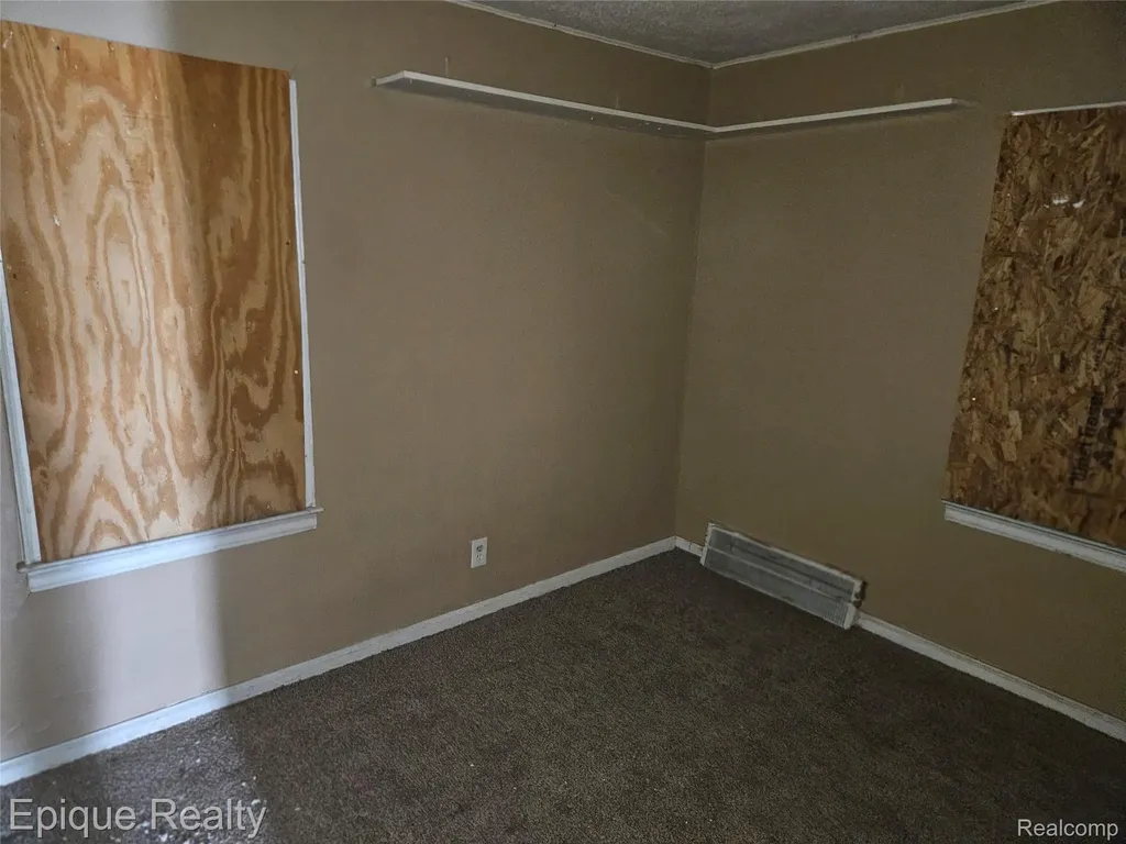 6137 Radnor Street Detroit City MI 48224