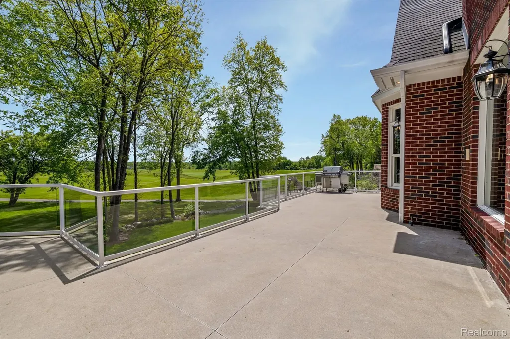 7432 Foxburg Court Independence Charter Township MI 48348