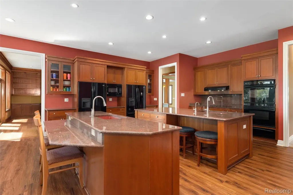 7432 Foxburg Court Independence Charter Township MI 48348