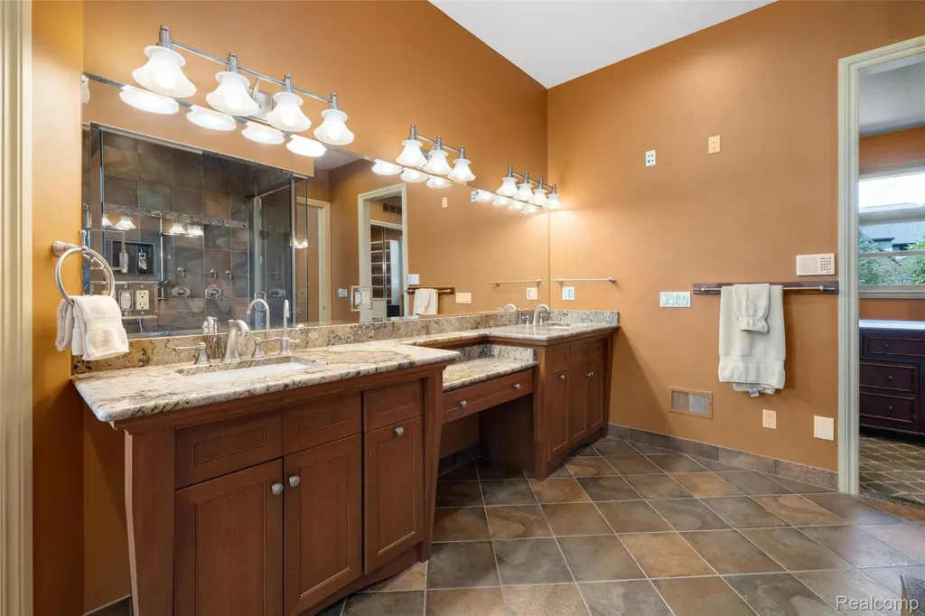 7432 Foxburg Court Independence Charter Township MI 48348