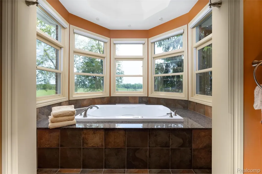 7432 Foxburg Court Independence Charter Township MI 48348