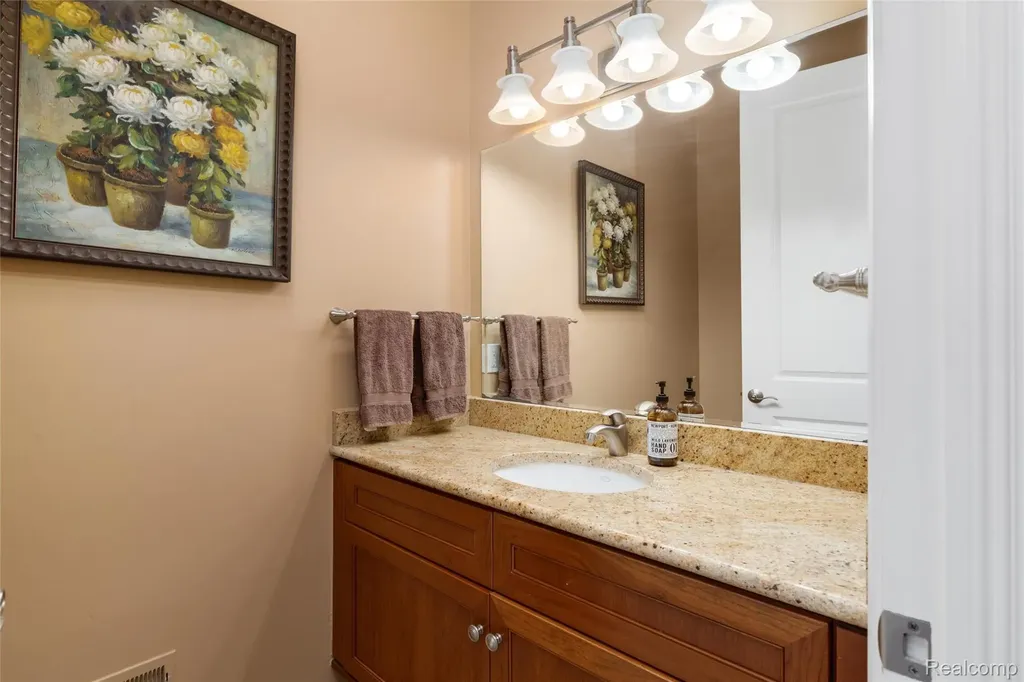 7432 Foxburg Court Independence Charter Township MI 48348