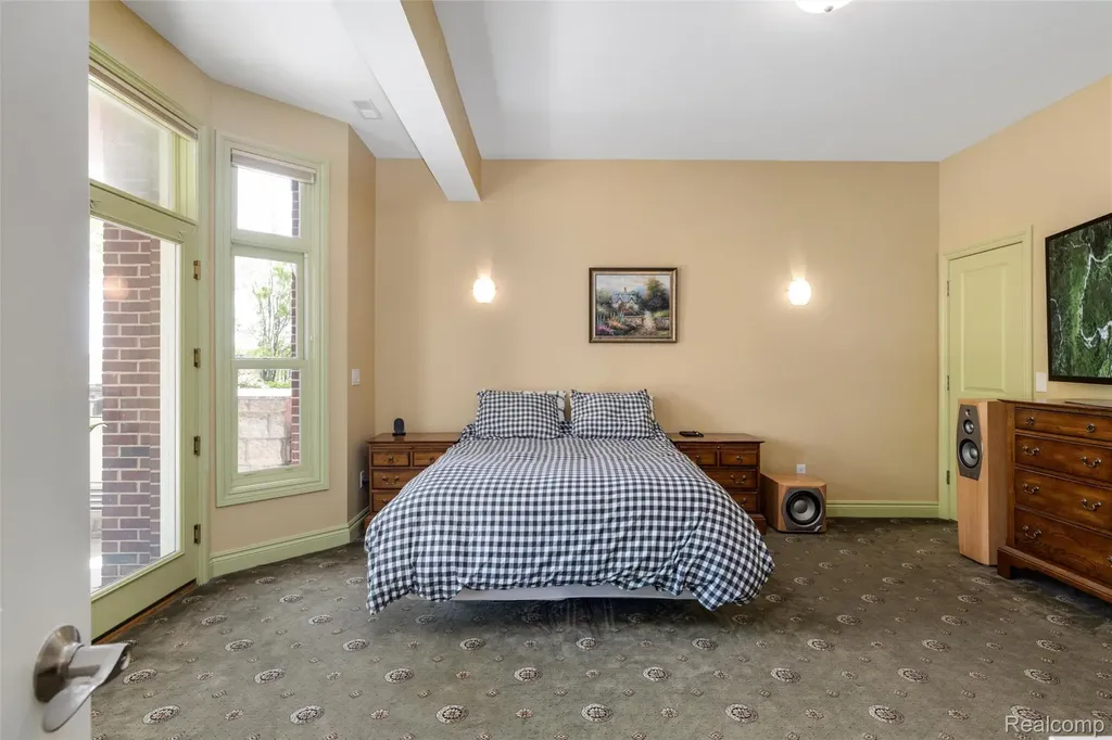 7432 Foxburg Court Independence Charter Township MI 48348