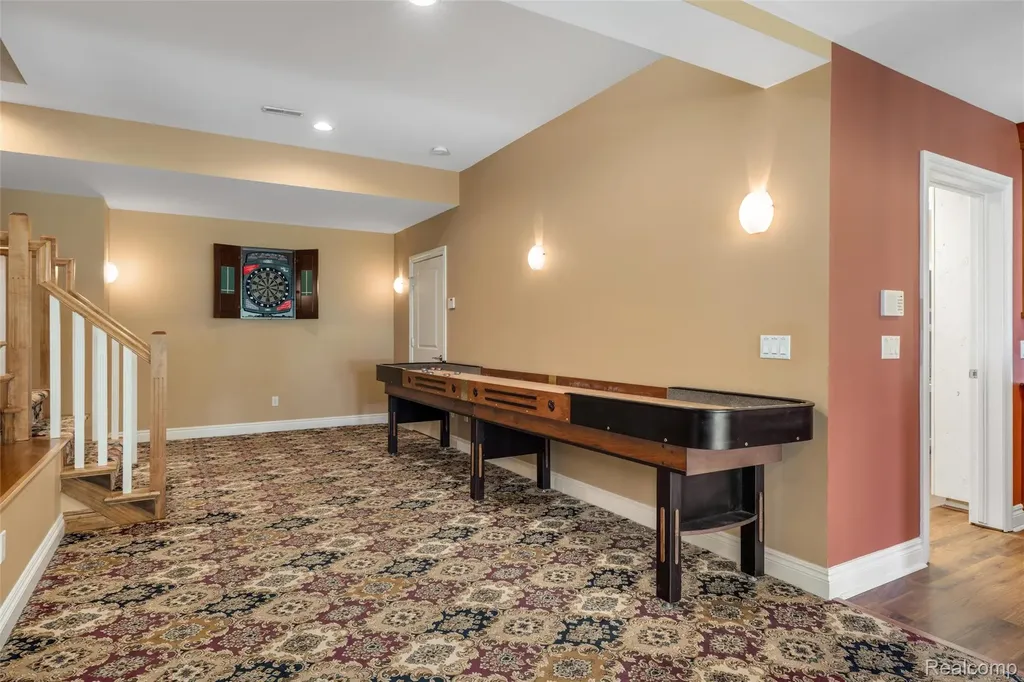 7432 Foxburg Court Independence Charter Township MI 48348
