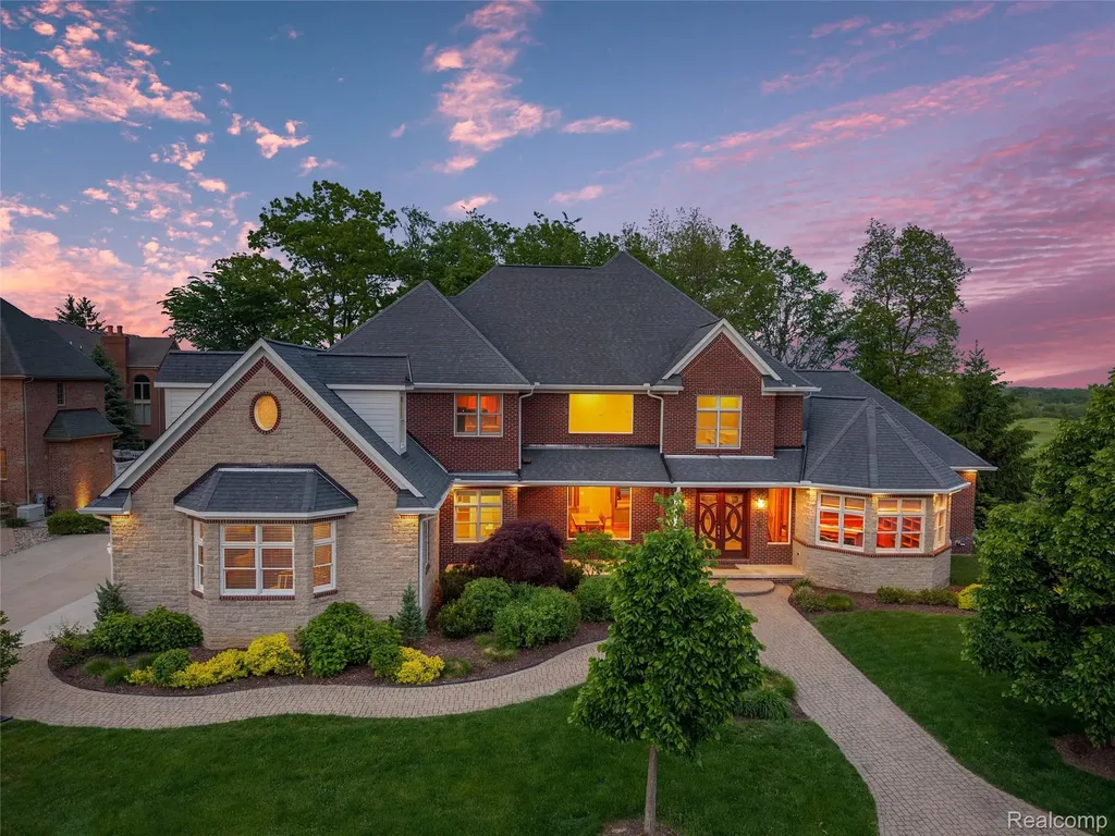 7432 Foxburg Court Independence Charter Township MI 48348