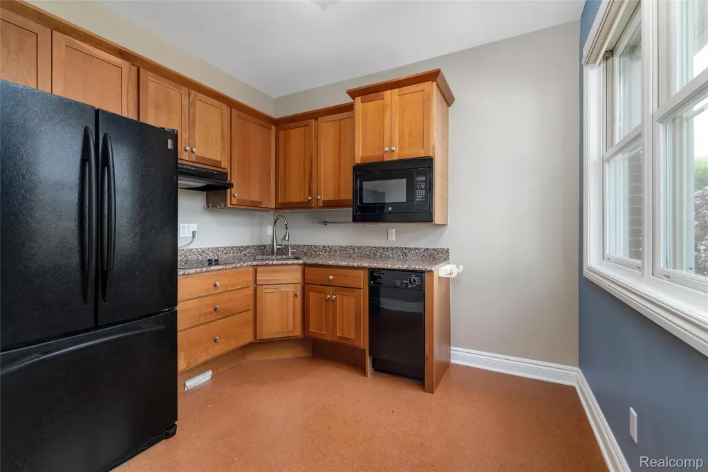 7432 Foxburg Court Independence Charter Township MI 48348