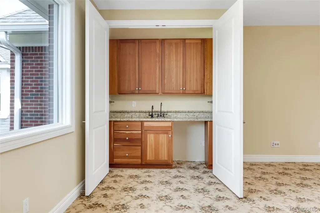 7432 Foxburg Court Independence Charter Township MI 48348