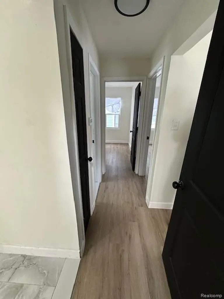 19345 Archdale Street Detroit City MI 48235