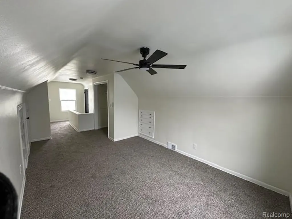 19345 Archdale Street Detroit City MI 48235