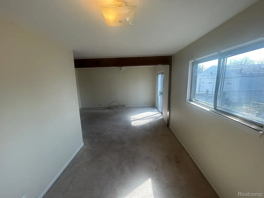25651 Mcdonald Street Dearborn Heights City MI 48125