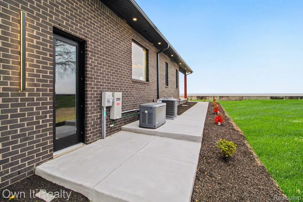 2020 Edgewater Street Frenchtown Township MI 48162