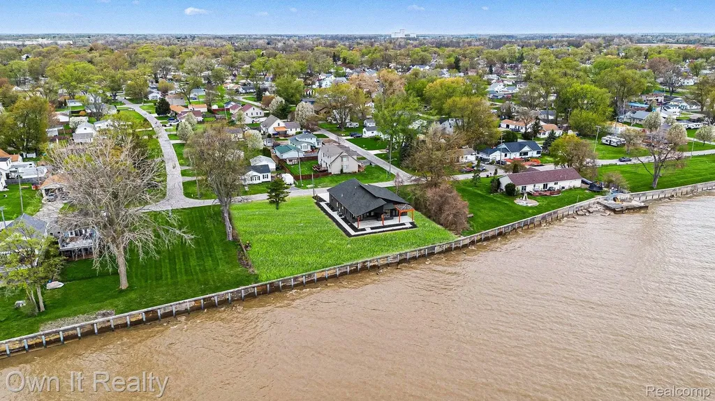2020 Edgewater Street Frenchtown Township MI 48162