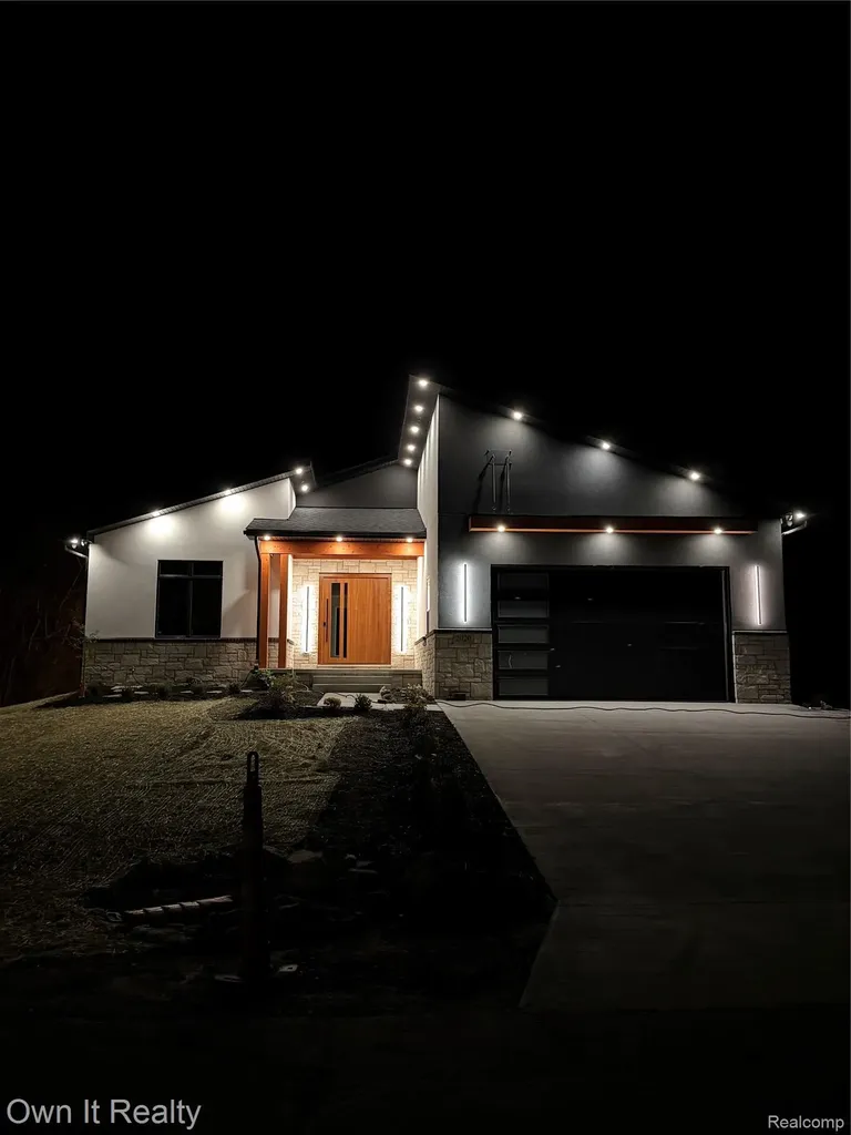 2020 Edgewater Street Frenchtown Township MI 48162