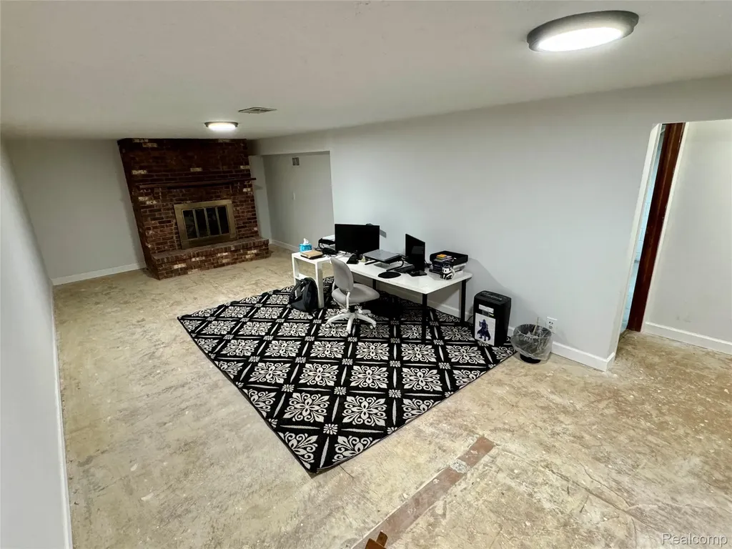 5934 Montebello Avenue Meridian Charter Township MI 48840