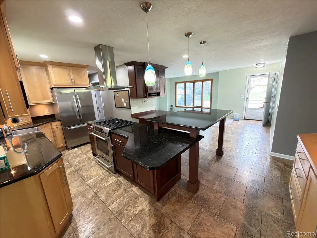 5934 Montebello Avenue Meridian Charter Township MI 48840