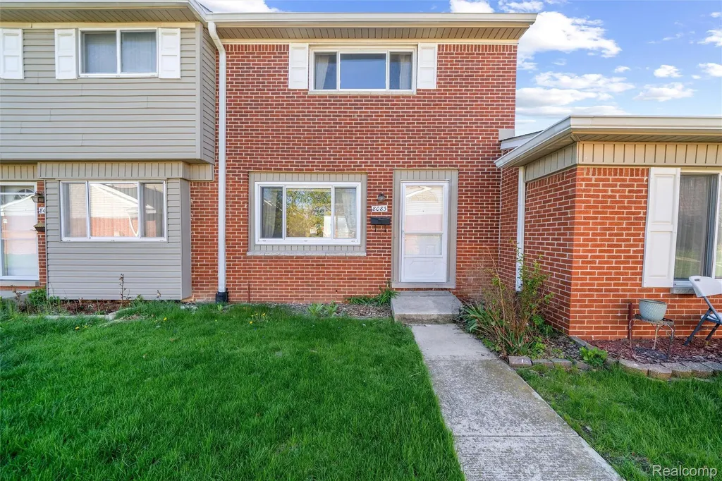 8083 Coventry Street Westland City MI 48185