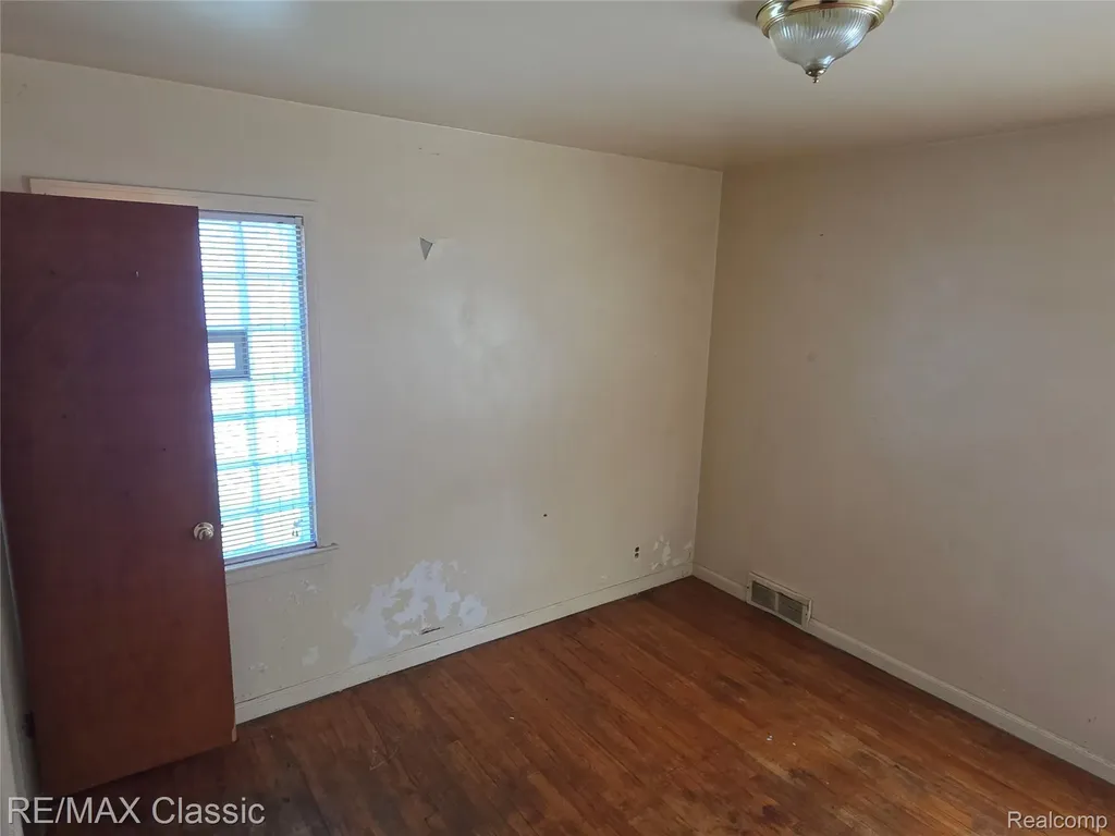 17350 Annott Street Detroit City MI 48205
