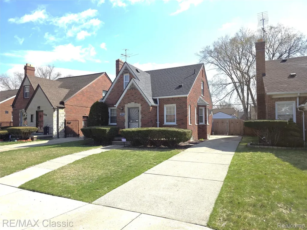 17350 Annott Street Detroit City MI 48205