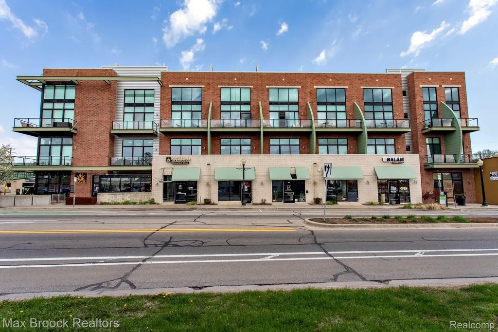 211 E 9 Mile Road Ferndale City MI 48220