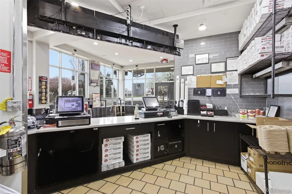 1434 W Big Beaver Road Troy City MI 48084