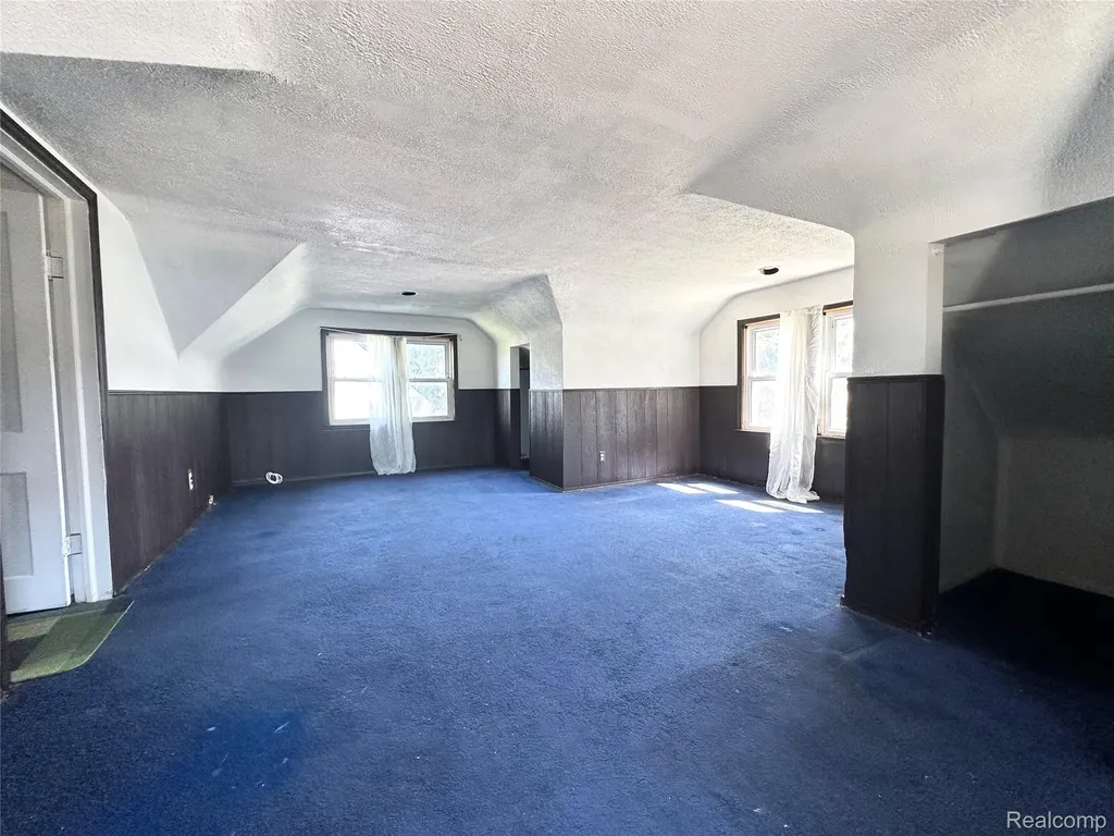 3701 Berkshire Avenue Warren City MI 48091