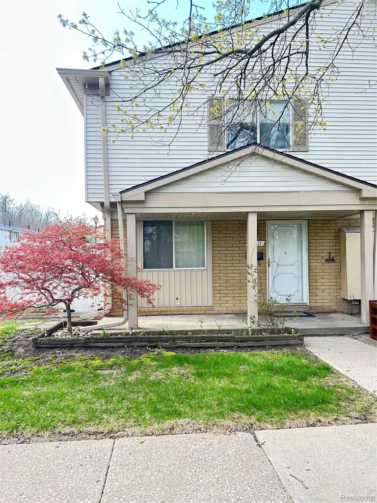 15417 Dupage Boulevard Taylor City MI 48180
