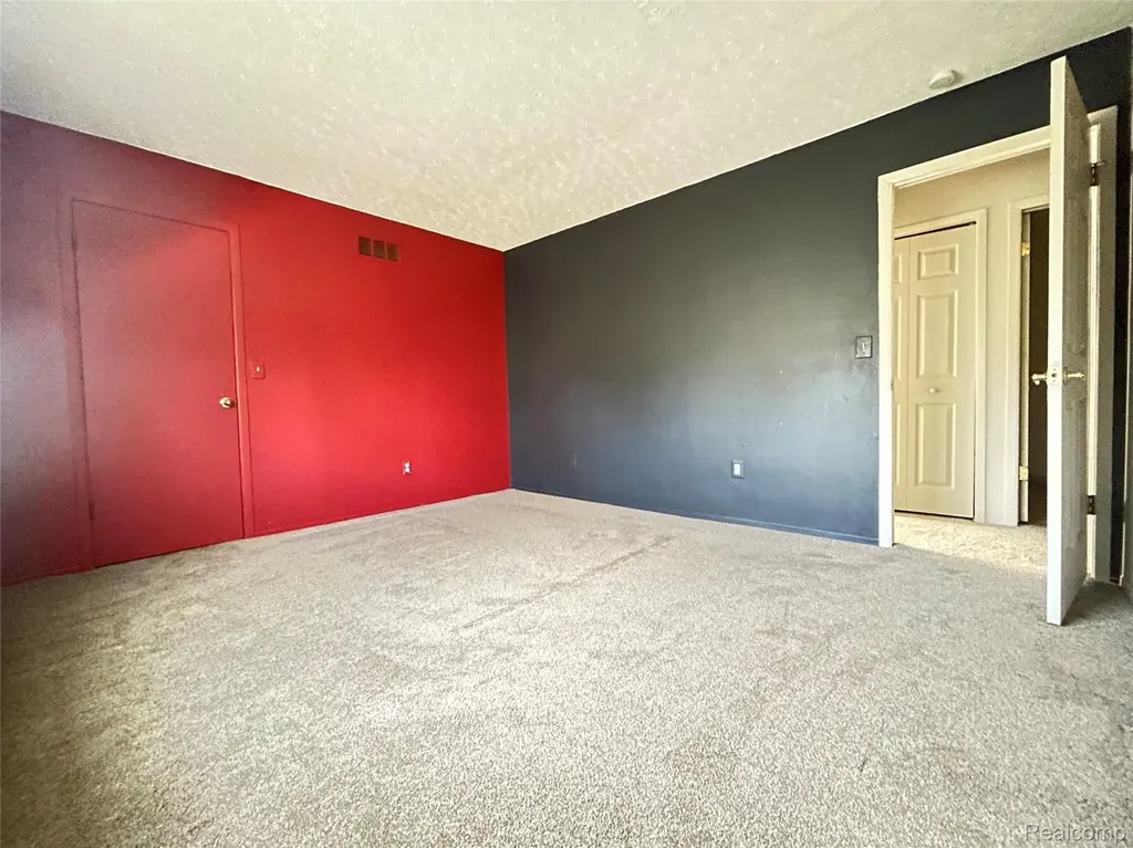 15417 Dupage Boulevard Taylor City MI 48180