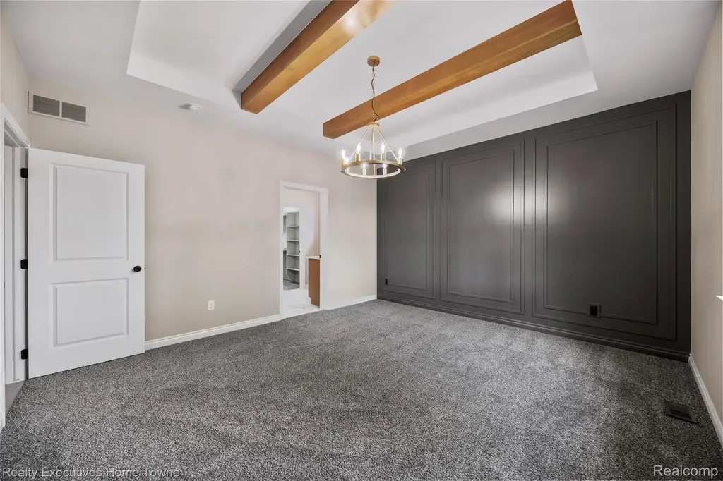 35071 Woodside Drive Richmond City MI 48062