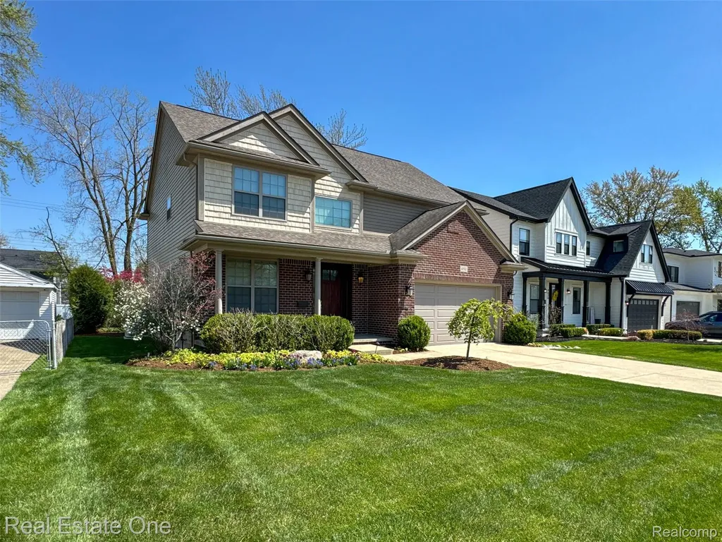 4702 Mankato Avenue Royal Oak City MI 48073