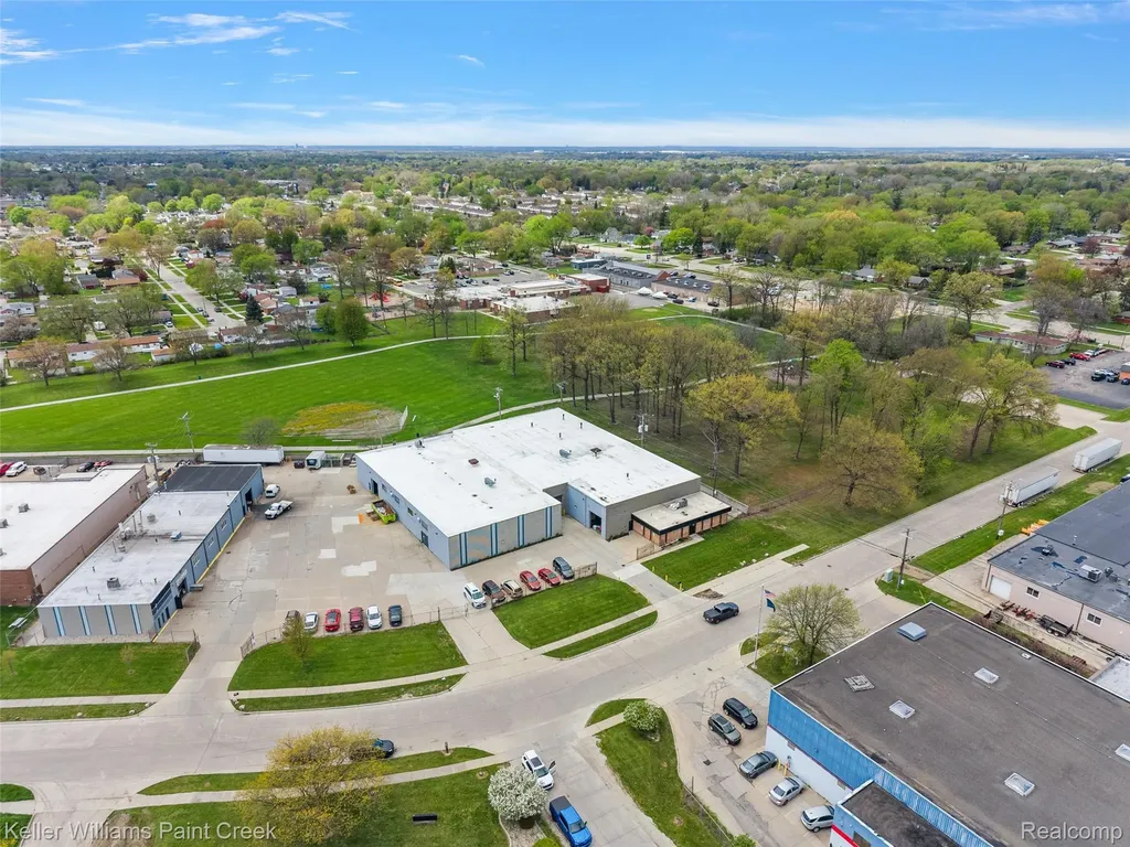 30759 Edison Drive Roseville City MI 48066
