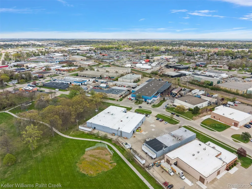 30759 Edison Drive Roseville City MI 48066