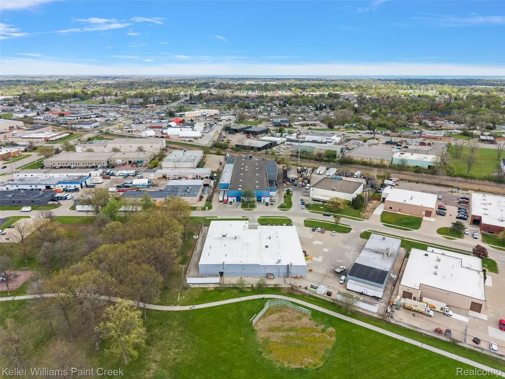 30759 Edison Drive Roseville City MI 48066