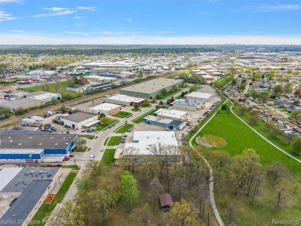 30759 Edison Drive Roseville City MI 48066