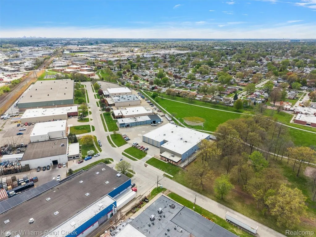 30759 Edison Drive Roseville City MI 48066