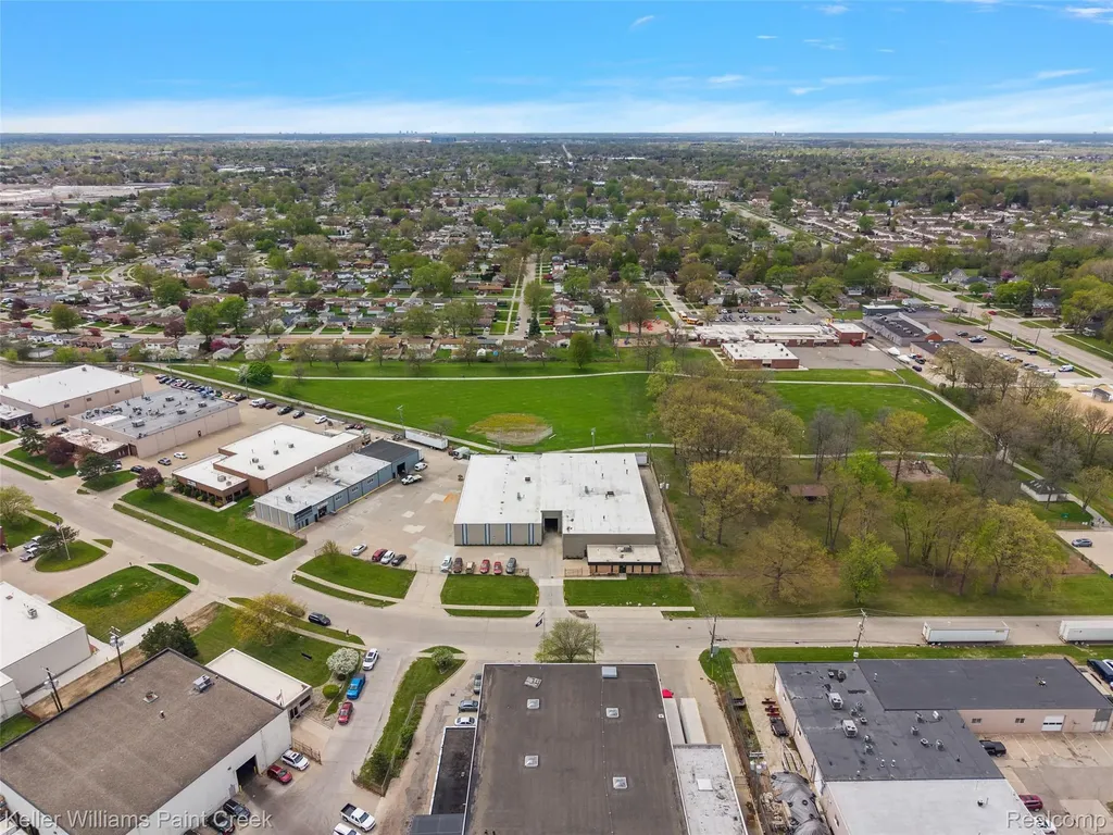 30759 Edison Drive Roseville City MI 48066