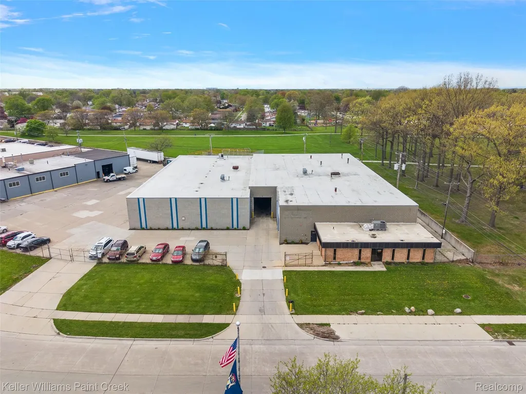 30759 Edison Drive Roseville City MI 48066