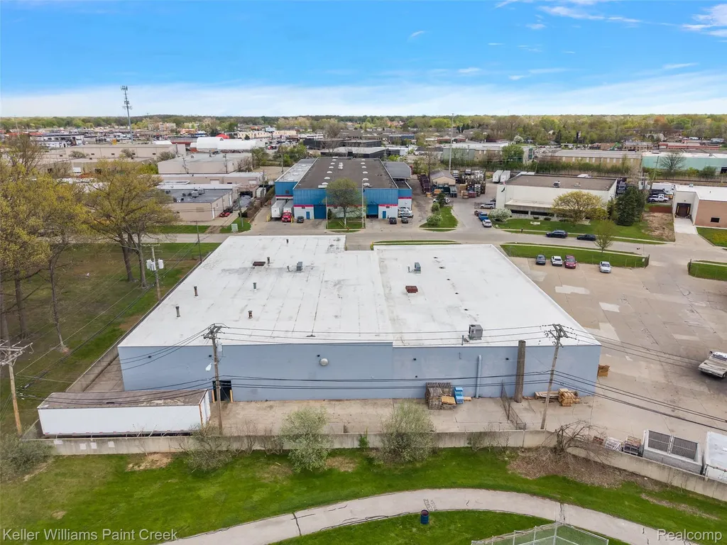 30759 Edison Drive Roseville City MI 48066