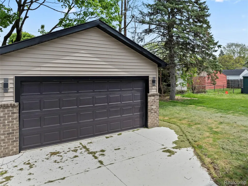 3811 Alice Street Dearborn City MI 48124